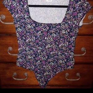 Victoria's Secret PINK Short Sleeve Bodysuit Large Black Floral